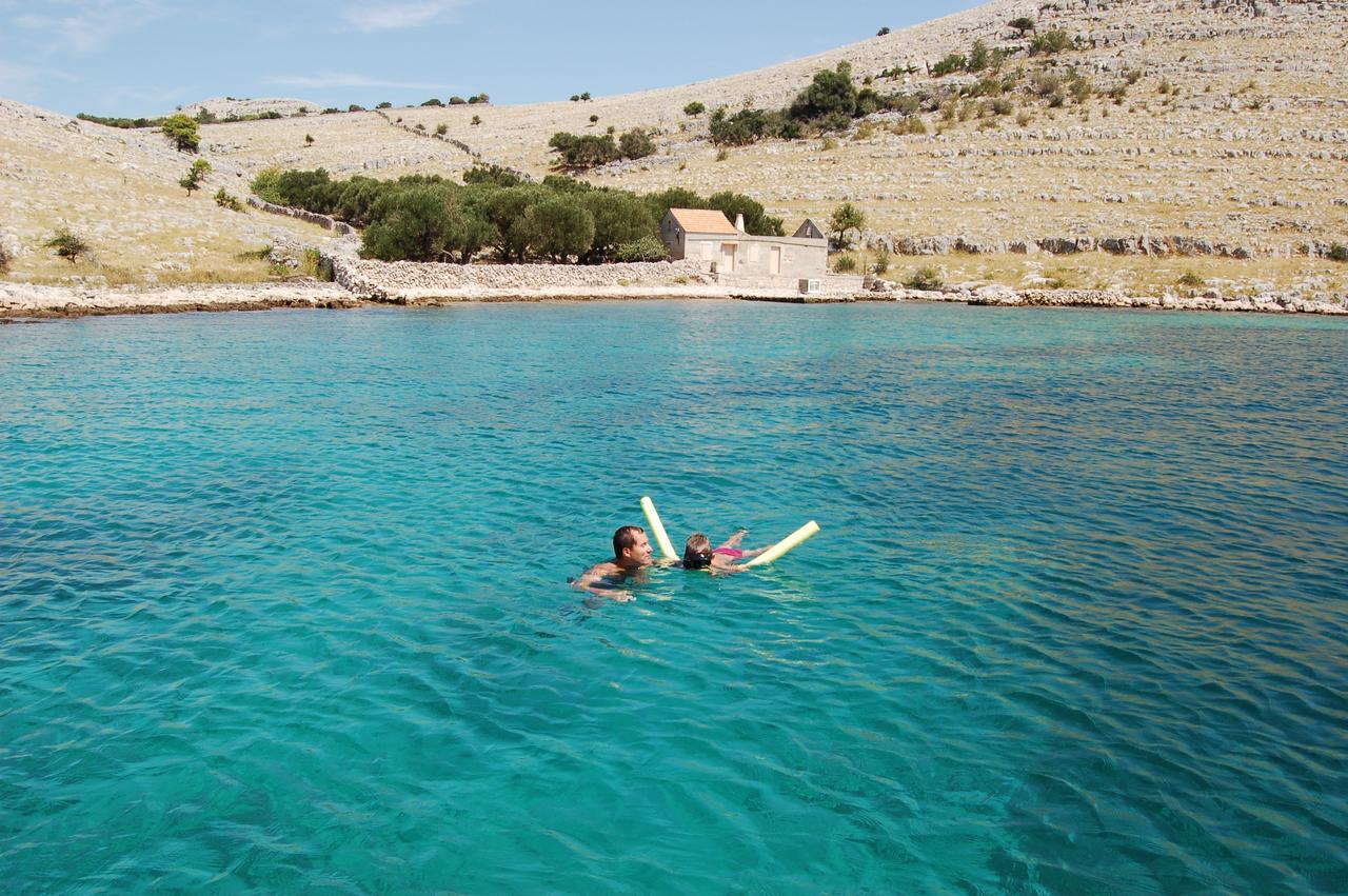 Gorgonia Suites In Verunić מראה חיצוני תמונה